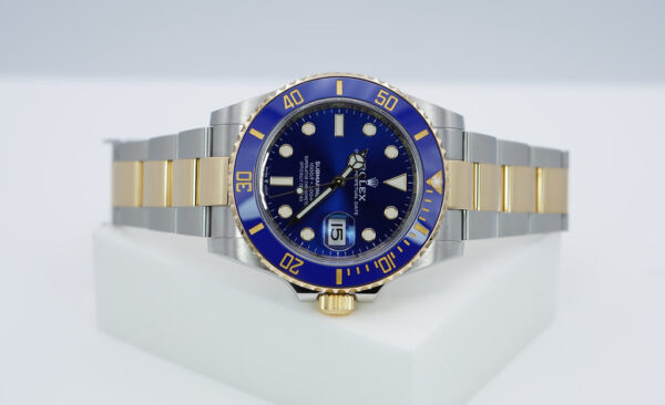 Rolex 126613LB SUBMARINER BLUESY 18K YELLOW GOLD STEEL BLUE DIAL 2022 FULL SET - Image 9