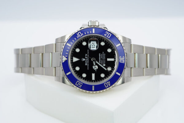 Rolex 126619LB SUBMARINER 41 18K WHITE GOLD BLUE BEZEL 2022 WARRANTY FULL SET - Image 10