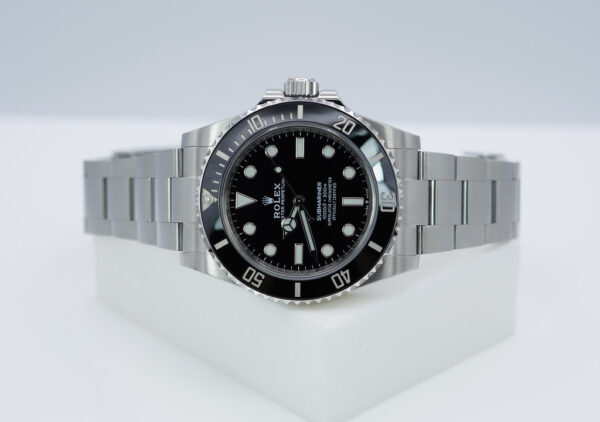 Rolex 124060 SUBMARINER NO DATE 41MM 2020 WARRANTY COMPLETE SET - Image 10
