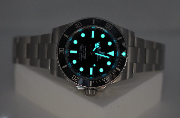 Rolex 124060 SUBMARINER NO DATE 41MM 2020 WARRANTY COMPLETE SET - Image 11