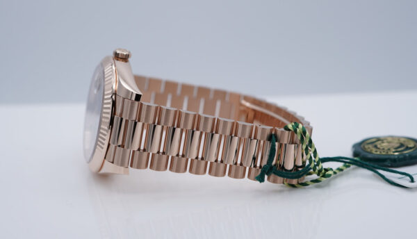 BRAND NEW Rolex 228235 DAY DATE 40 ROSE GOLD EISENKIESEL BAGUETTE DIAMOND DIAL 2024 FULL SET - Image 5
