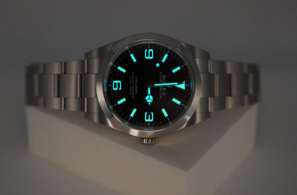 Rolex 214270 EXPLORER STAINLESS STEEL FULL LUME DIAL 39MM 2018 FULL SET - Image 11