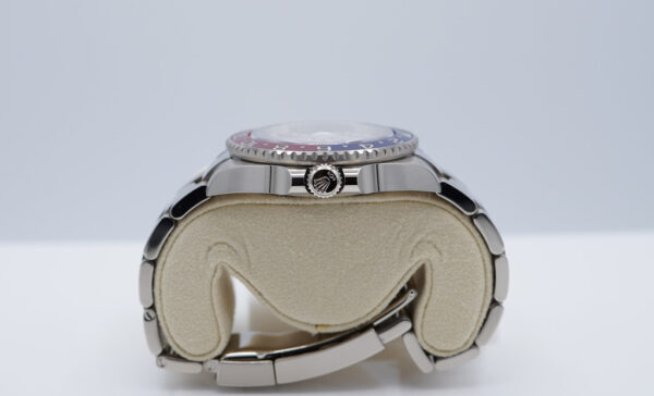 Rolex 126719BLRO GMT MASTER 2 WHITE GOLD PEPSI METEORITE DIAL 2024 COMPLETE SET - Image 3