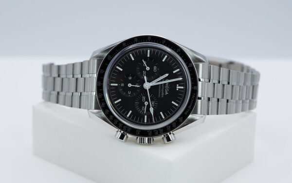 Omega SPEEDMASTER PROFESSIONAL MOONWATCH 3861 SAPPHIRE 2023 WARRANTY FULL SET - Image 9