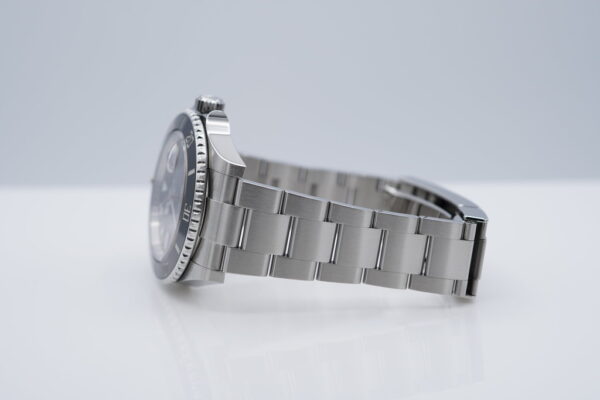 Rolex 126610LN SUBMARINER DATE 41 NEW MODEL 2023 WARRANTY COMPLETE SET - Image 5