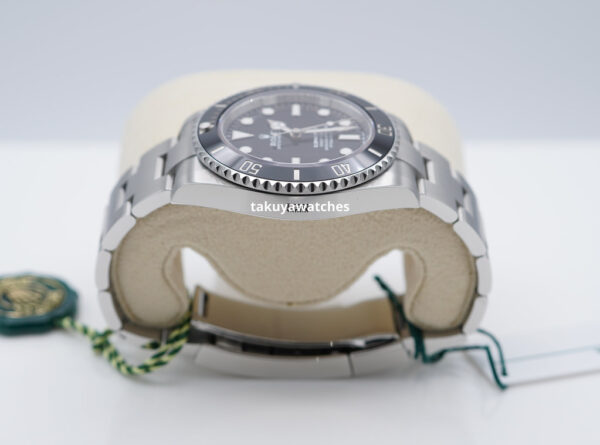 BRAND NEW Rolex 124060 SUBMARINER NO DATE 41MM 2024 WARRANTY COMPLETE SET - Image 4