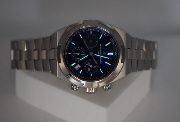 Vacheron CONSTANTIN OVERSEAS CHRONOGRAPH 5500V BLUE DIAL COMPLETE SET - Image 11