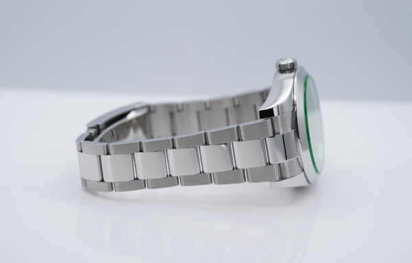 Rolex 116400GV MILGAUSS GREEN CRYSTAL Z BLUE DIAL 2019 FULL SET - Image 6