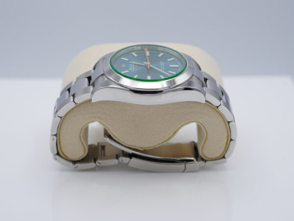 Rolex 116400GV MILGAUSS GREEN CRYSTAL Z BLUE DIAL 2019 FULL SET - Image 4