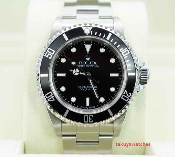 Rolex 14060M SUBMARINER NO DATE 2 LINER DIAL Z SERIAL BOXES PAPERS