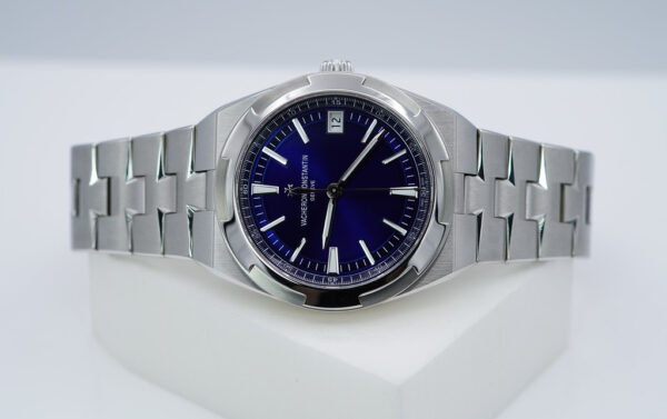 Vacheron CONSTANTIN OVERSEAS 4500V STAINLESS STEEL BLUE DIAL 2022 WARRANTY FULL SET - Image 10
