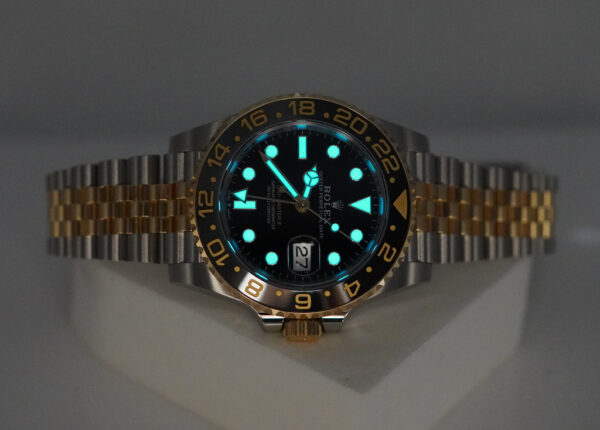 Rolex 126713GRNR GMT MASTER 2 GREY BLACK BEZEL JUBILEE BAND 2024 FULL SET - Image 11