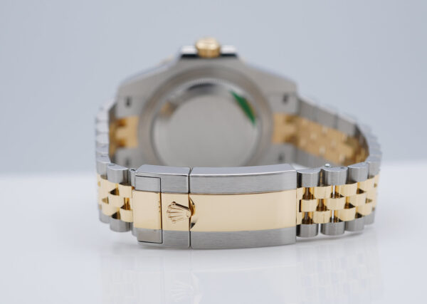 Rolex 126713GRNR GMT MASTER 2 GREY BLACK BEZEL JUBILEE BAND 2024 FULL SET - Image 7