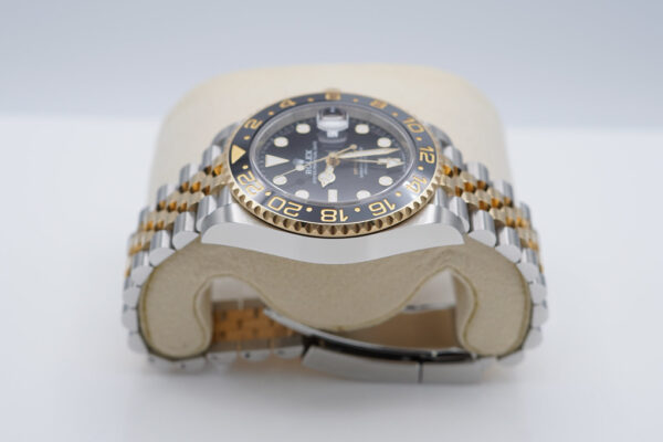 Rolex 126713GRNR GMT MASTER 2 GREY BLACK BEZEL JUBILEE BAND 2024 FULL SET - Image 4
