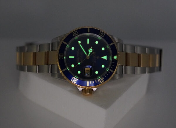 Rolex 16613LB SUBMARINER 18K YELLOW GOLD STEEL BLUE DIAL M SERIAL FULL SET - Image 11