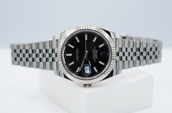 Rolex 126334 DATEJUST 41 FLUTED BEZEL BLACK STICK DIAL JUBILEE 2023 FULL SET - Image 9