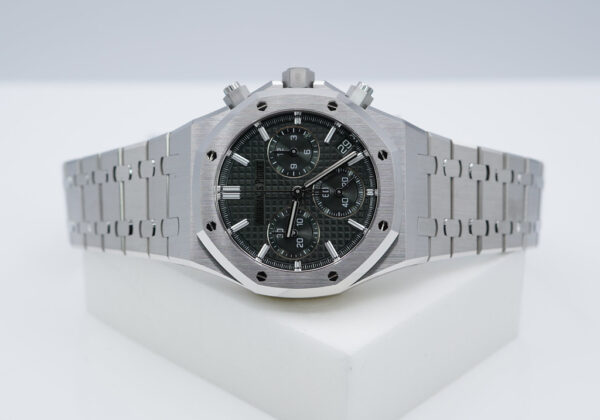 BRAND NEW Audemars PIGUET ROYAL OAK CHRONOGRAPH 26240ST GREEN DIAL 2024 FULL SET - Image 10