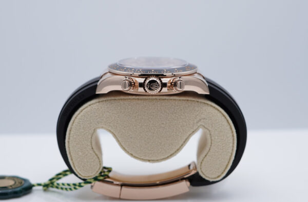 Rolex 126515LN DAYTONA ROSE GOLD SUNDUST OYSTERFLEX NEW MODEL 2024 FULL SET - Image 3
