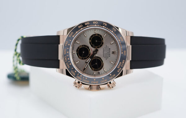 Rolex 126515LN DAYTONA ROSE GOLD SUNDUST OYSTERFLEX NEW MODEL 2024 FULL SET - Image 9
