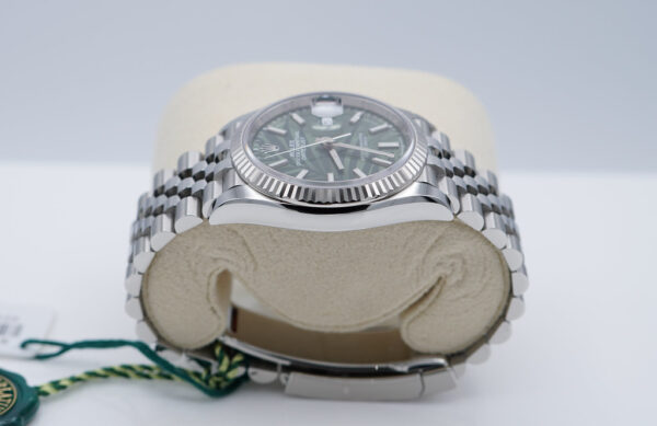 NEW Rolex 126234 DATEJUST GREEN PALM DIAL JUBILEE BAND 2021 FULL SET - Image 4