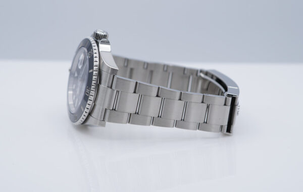 Rolex 126610LN SUBMARINER DATE 41 NEW MODEL 2023 WARRANTY COMPLETE SET - Image 5