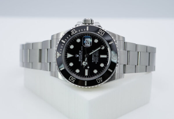 Rolex 126610LN SUBMARINER DATE 41 NEW MODEL 2023 WARRANTY COMPLETE SET - Image 10