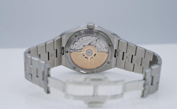 Vacheron CONSTANTIN OVERSEAS 4500V STAINLESS STEEL BLUE DIAL 2022 WARRANTY - Image 7