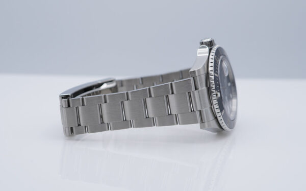 Rolex 126610LN SUBMARINER DATE 41 NEW MODEL 2023 WARRANTY COMPLETE SET - Image 6