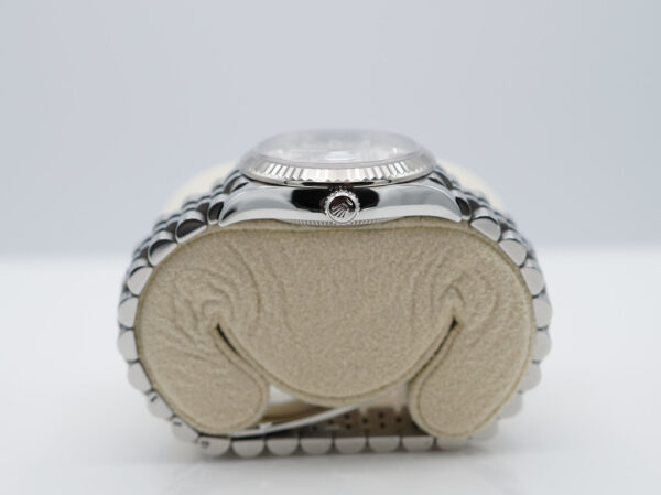 Rolex 278274 DATEJUST 31 FLUTED BEZEL SILVER DIAMOND DIAL JUBILEE 2022 FULL SET - Image 3