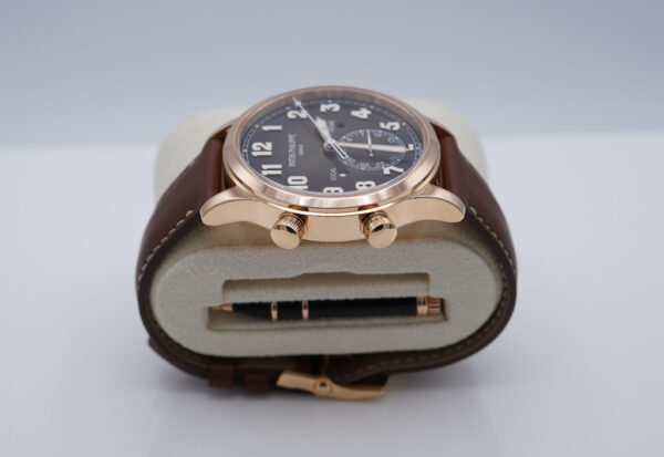 Patek PHILIPPE 5524R 18K ROSE GOLD CALATRAVA PILOT TRAVEL TIME 2022 FULL SET - Image 4