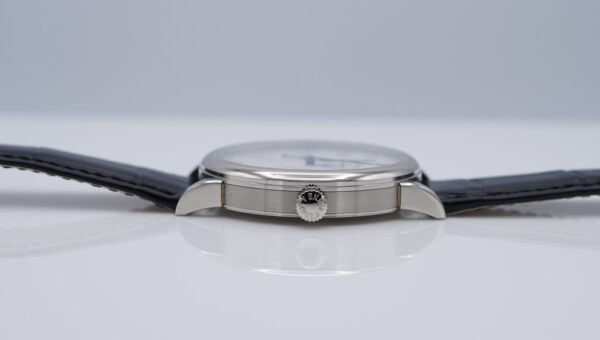 A. Lange & Sohne 1815 UP DOWN 18K WHITE GOLD 234.026 39MM 2024 FULL SET - Image 3