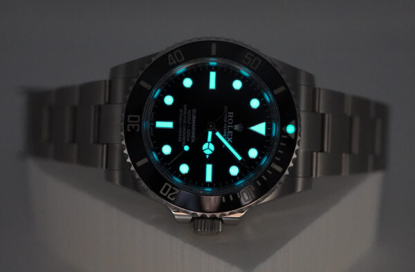 Rolex 124060 SUBMARINER NO DATE 41MM 2022 WARRANTY COMPLETE SET - Image 11