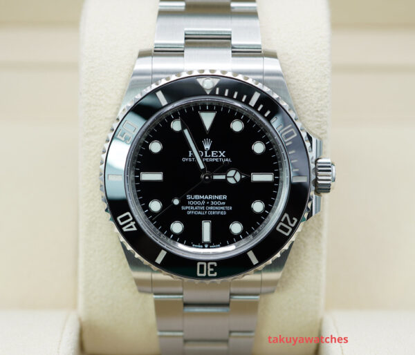 Rolex 124060 SUBMARINER NO DATE 41MM 2022 WARRANTY COMPLETE SET
