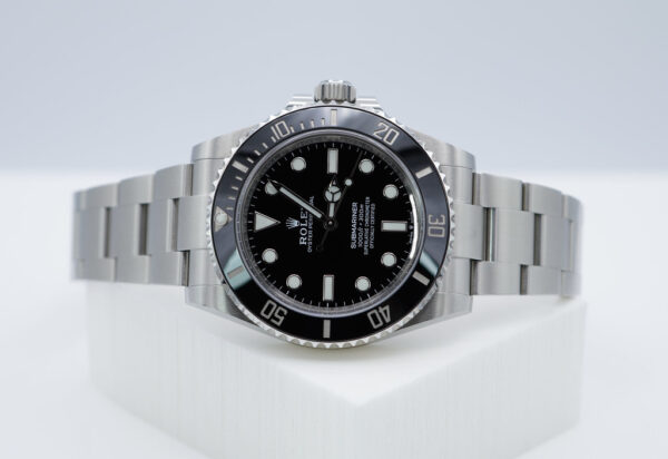 Rolex 124060 SUBMARINER NO DATE 41MM 2022 WARRANTY COMPLETE SET - Image 10
