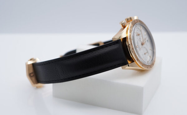 Omega SPEEDMASTER '57 18K RED GOLD SILVER DIAL 2022 COMPLETE SET - Image 6