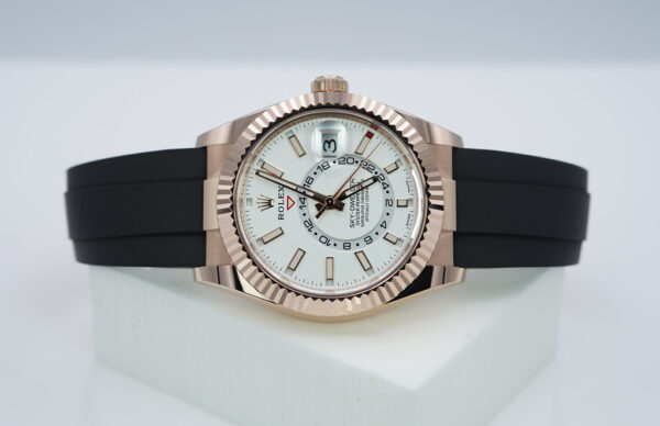 Rolex 326235 SKY-DWELLER 18K ROSE GOLD WHITE DIAL OYSTERFLEX 2023 FULL SET - Image 10