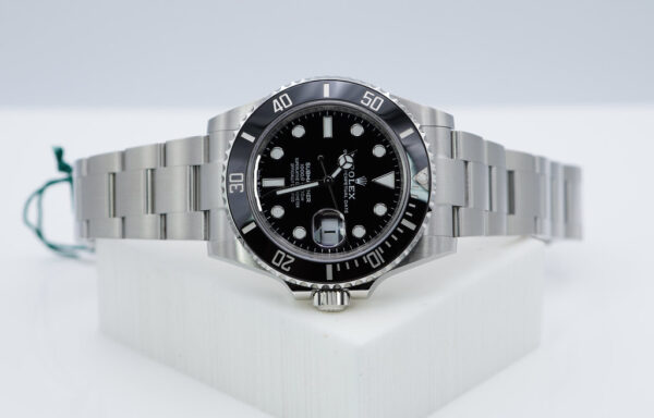 BRAND NEW Rolex 126610LN SUBMARINER DATE 41 STAINLESS STEEL 2024 COMPLETE SET - Image 9