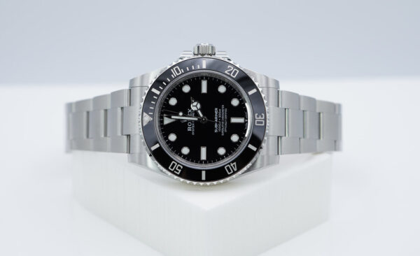 BRAND NEW Rolex 124060 SUBMARINER NO DATE 41 STAINLESS STEEL 2024 COMPLETE SET - Image 10