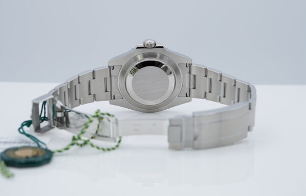BRAND NEW Rolex 126610LN SUBMARINER DATE 41 STAINLESS STEEL 2024 COMPLETE SET - Image 8