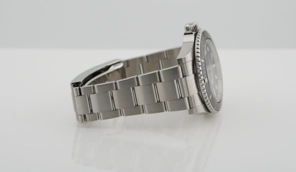 Rolex 124060 SUBMARINER NO DATE 41MM 2021 WARRANTY COMPLETE SET - Image 6