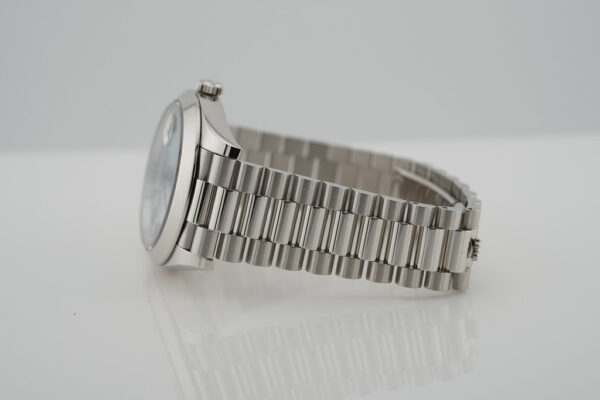 Rolex 228206 DAY DATE PLATINUM ICE BLUE QUADRANT ROMAN DIAL 40MM COMPLETE SET - Image 5