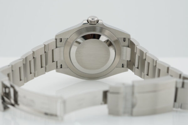 Rolex 126900 AIR KING 40MM NEW MODEL 2024 WARRANTY COMPLETE SET - Image 8