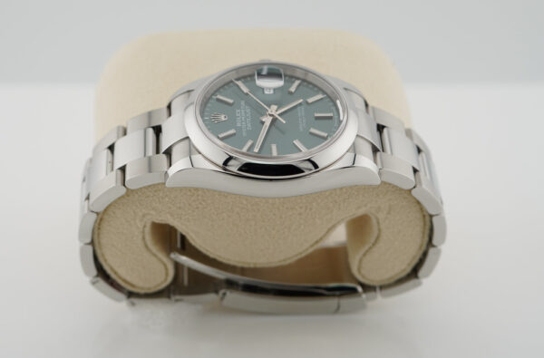BRAND NEW Rolex 126200 DATEJUST 36 MINT GREEN DIAL OYSTER BAND 2024 WARRANTY FULL SET - Image 4