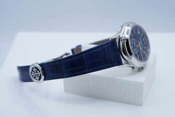 Patek PHILIPPE 5905P PLATINUM ANNUAL CALENDAR CHRONOGRAPH BLUE DIAL FULL SET - Image 6