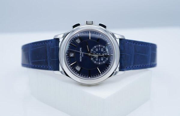 Patek PHILIPPE 5905P PLATINUM ANNUAL CALENDAR CHRONOGRAPH BLUE DIAL FULL SET - Image 10