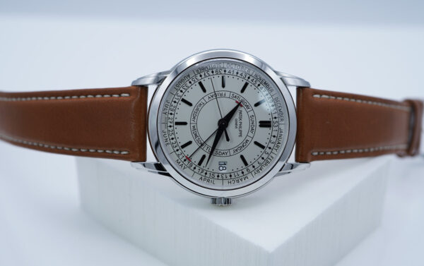 Patek PHILIPPE 5212A STEEL CALATRAVA WEEKLY CALENDAR 2022 COMPLETE SET - Image 9