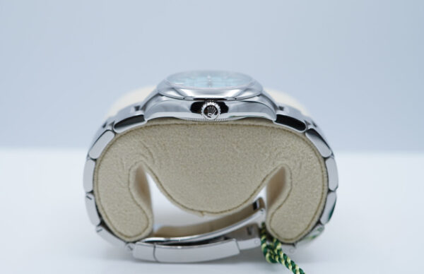 BRAND NEW Rolex 277200 OYSTER PERPETUAL 31 TIFFANY TURQUOISE DIAL 2024 FULL SET - Image 3