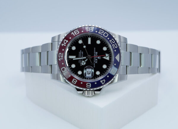 Rolex 126710BLRO PEPSI GMT MASTER II RED BLUE BEZEL OYSTER BAND 2022 FULL SET - Image 9