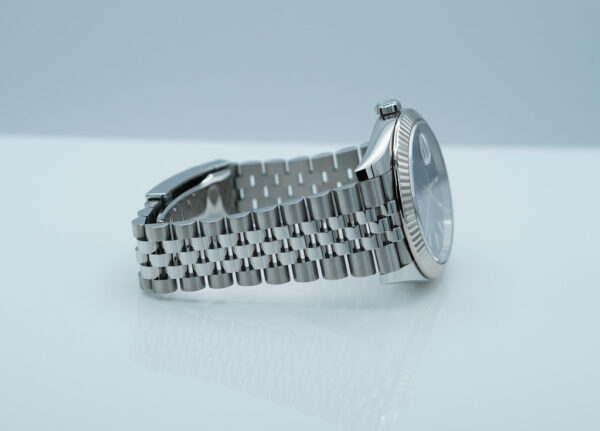 Rolex 126334 DATEJUST 41 FLUTED BEZEL BLUE STICK DIAL JUBILEE 2020 FULL SET - Image 6