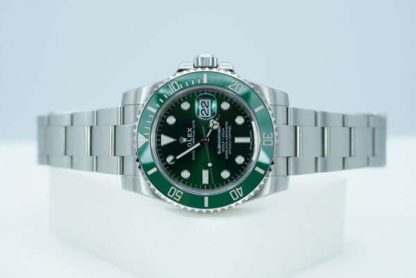 Rolex 116610LV SUBMARINER HULK GREEN DIAL GREEN BEZEL 40MM 2018 FULL SET - Image 10
